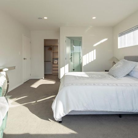 אוקלנד Modern Immaculate Residence In Mount Wellington מראה חיצוני תמונה